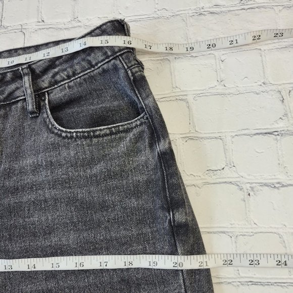 PacSun Woman’s washed out black mom jeans high rise size 30 - Picture 8 of 12